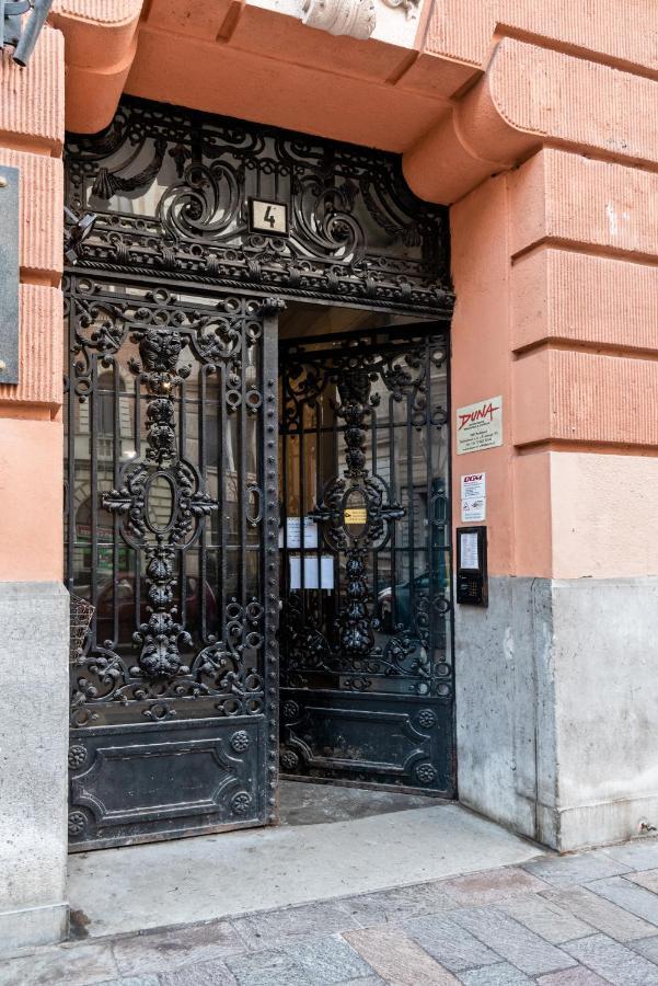 Danubius Grand Astoria Budapeste Exterior foto